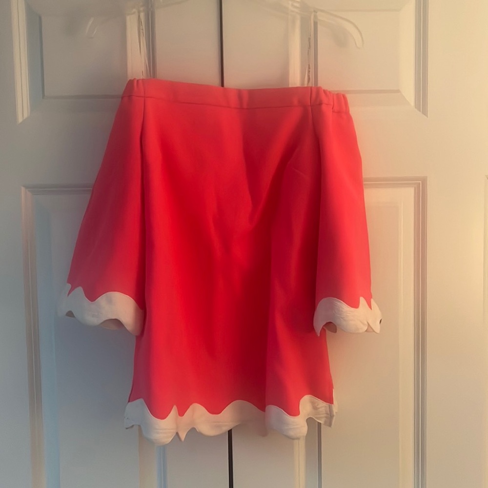 Hot Pink Scallop Sail to Sable Top